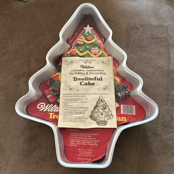 Wilton *NEW* *VINTAGE* Treeliteful Cake Baking Pan - Picture 13 of 13